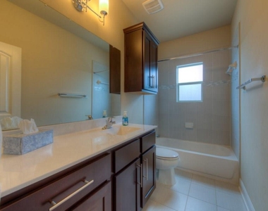 4524 Ruiz St - Photo Thumbnail 11