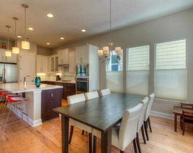 4524 Ruiz St - Photo Thumbnail 4