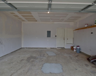 711 Abundance Ln - Photo Thumbnail 26