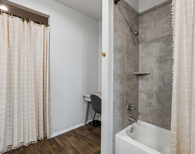 11604 Comano Dr - Photo Thumbnail 31