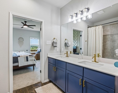 11604 Comano Dr - Photo Thumbnail 32