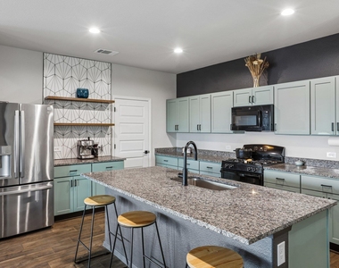 11604 Comano Dr - Photo Thumbnail 15
