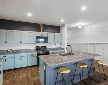 11604 Comano Dr - Photo Thumbnail 16