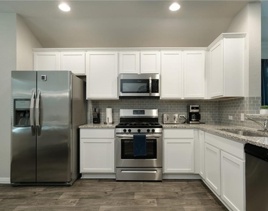 104 Dunlin Ln - Photo Thumbnail 3