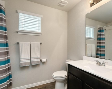 104 Dunlin Ln - Photo Thumbnail 8