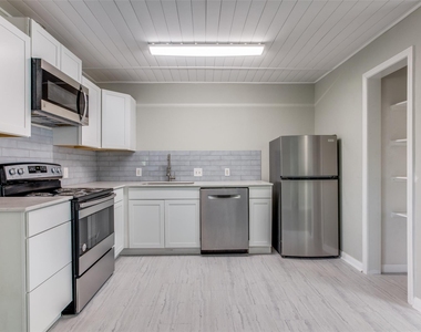 5216 Mccarty W - Photo Thumbnail 14