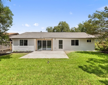 1111 Spearson Ln - Photo Thumbnail 28