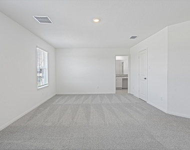 14509 Wahlbergs Way - Photo Thumbnail 5