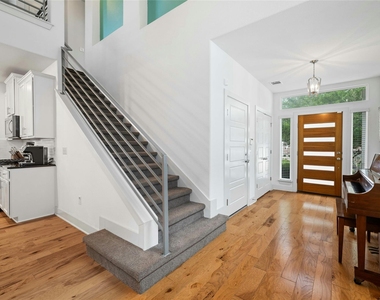 2313 Capulet St - Photo Thumbnail 18