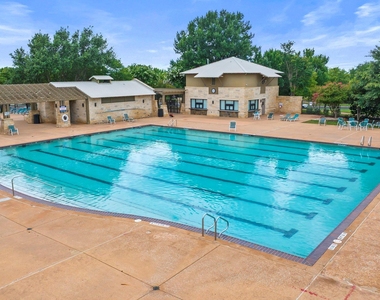 9424 Castle Pines Dr - Photo Thumbnail 28