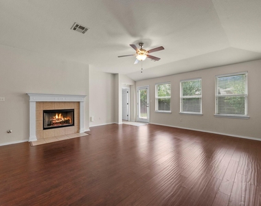 9424 Castle Pines Dr - Photo Thumbnail 1