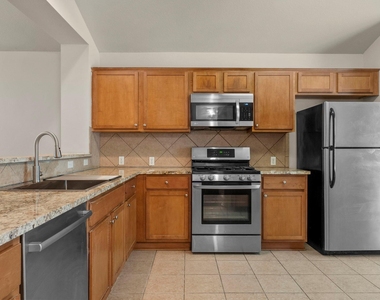 9424 Castle Pines Dr - Photo Thumbnail 6
