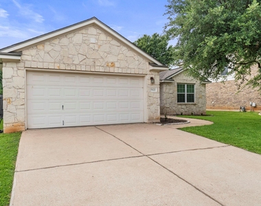 9424 Castle Pines Dr - Photo Thumbnail 3