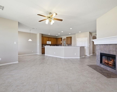 904 Winding Creek Pl - Photo Thumbnail 3