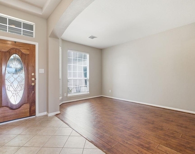904 Winding Creek Pl - Photo Thumbnail 6