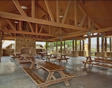 2844 Mission Tejas Dr - Photo Thumbnail 32