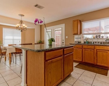 1020 Skylark Hill Ln - Photo Thumbnail 9