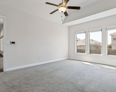 727 Spinnaker Loop - Photo Thumbnail 12