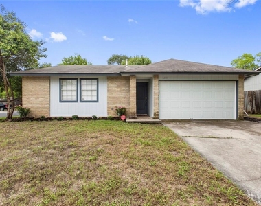 6101 Harwin Ln - Photo Thumbnail 15