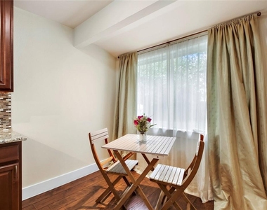 6101 Harwin Ln - Photo Thumbnail 7