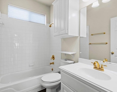 3112 Burks Ln - Photo Thumbnail 10