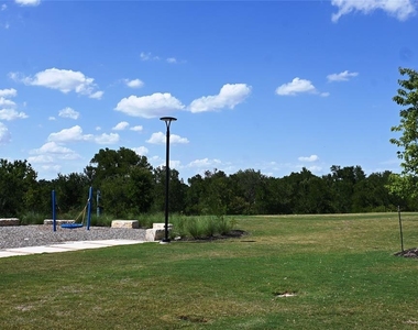 17721 Somerville Ct - Photo Thumbnail 20