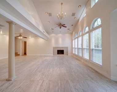 10509 Doering Ln - Photo Thumbnail 15