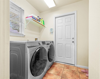 6006 Barletta Dr - Photo Thumbnail 28