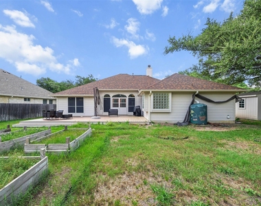 6006 Barletta Dr - Photo Thumbnail 30