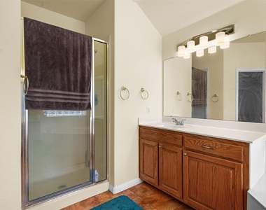 6006 Barletta Dr - Photo Thumbnail 20