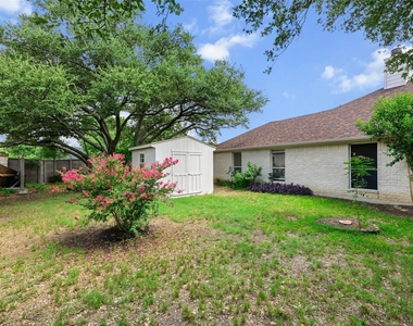 6006 Barletta Dr - Photo Thumbnail 35