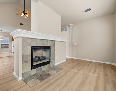 6600 Convict Hill Rd - Photo Thumbnail 6