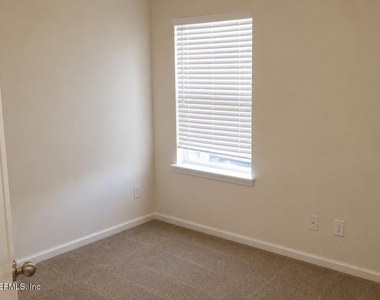 179 Servia Drive - Photo Thumbnail 8