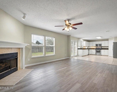 133 Dragonfly Drive - Photo Thumbnail 7