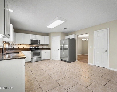 133 Dragonfly Drive - Photo Thumbnail 10