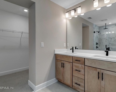 428 Settlers Landing Drive - Photo Thumbnail 18
