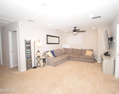 3131 Spotted Bass Lane - Photo Thumbnail 21