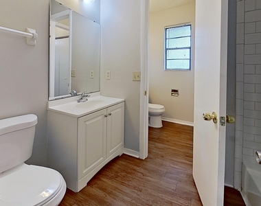 477 Crabapple Court - Photo Thumbnail 2