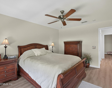 202 Vista Lagoon Court - Photo Thumbnail 39