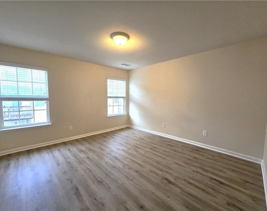 2120 Meadow Peak Road - Photo Thumbnail 15
