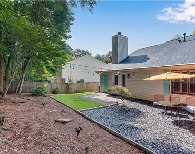 5097 Village Green Way - Photo Thumbnail 29