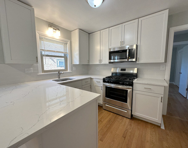 7330 N Harlem Avenue - Photo Thumbnail 3
