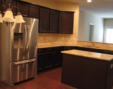 5930 Vista Brook Drive - Photo Thumbnail 2