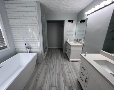4234 Windale Drive - Photo Thumbnail 11