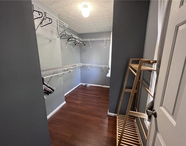 4234 Windale Drive - Photo Thumbnail 12