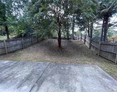 4234 Windale Drive - Photo Thumbnail 5
