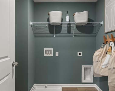 2084 Pecan Drive - Photo Thumbnail 20