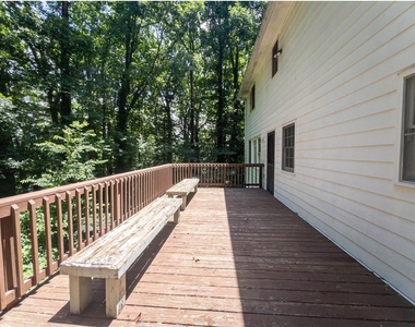 965 Millbrook Court - Photo Thumbnail 32