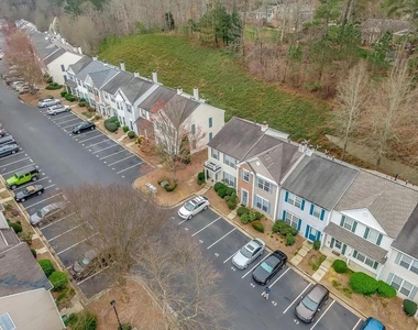 9155 Nesbit Ferry Road - Photo Thumbnail 12
