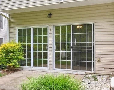 9155 Nesbit Ferry Road - Photo Thumbnail 11